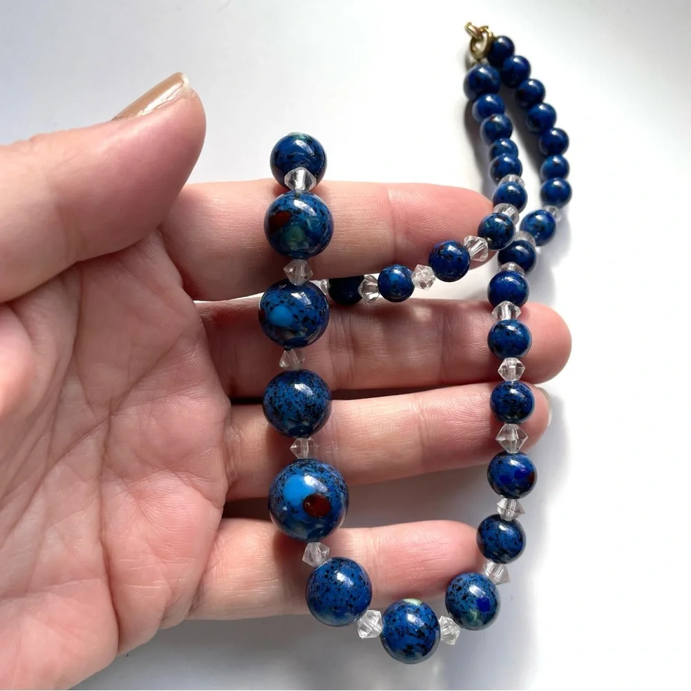 🦄 ⚡️💜 SALE speckled art glass graduated bead choker necklace w/ crystal